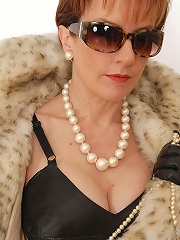 Fur leather nylons